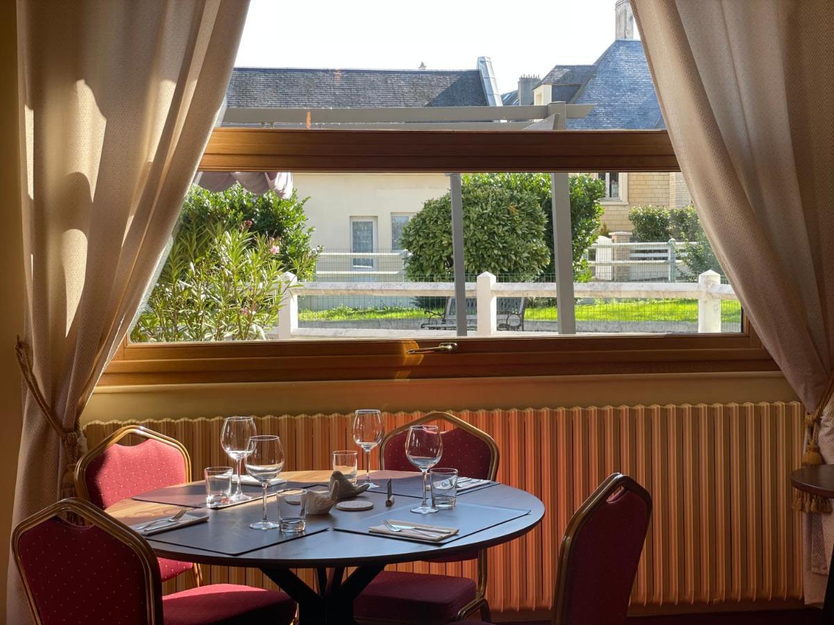 Les 3 Rois By Yy Hotel Villers-Bocage  Exterior photo